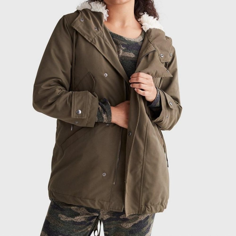 #22 BNWOT LUCKY BRAND Faux Fur Cocoon Coat